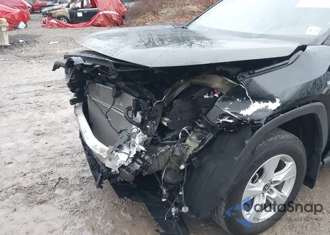 2021 Toyota Rav4 Hybrid Le z USA, uszkodzony, nr VIN 4T3LWRFV6MU031936